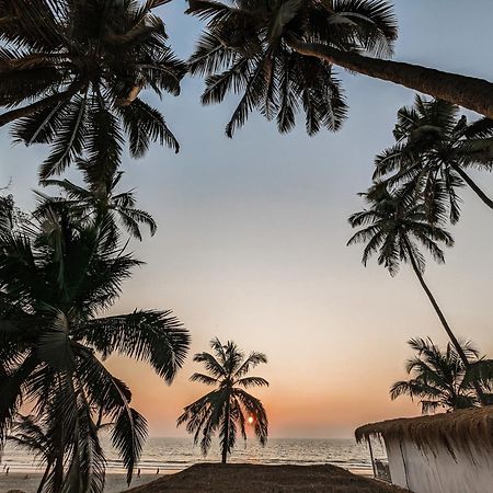 Aqua Beach Stays Ashwem Mandrem Buitenkant foto