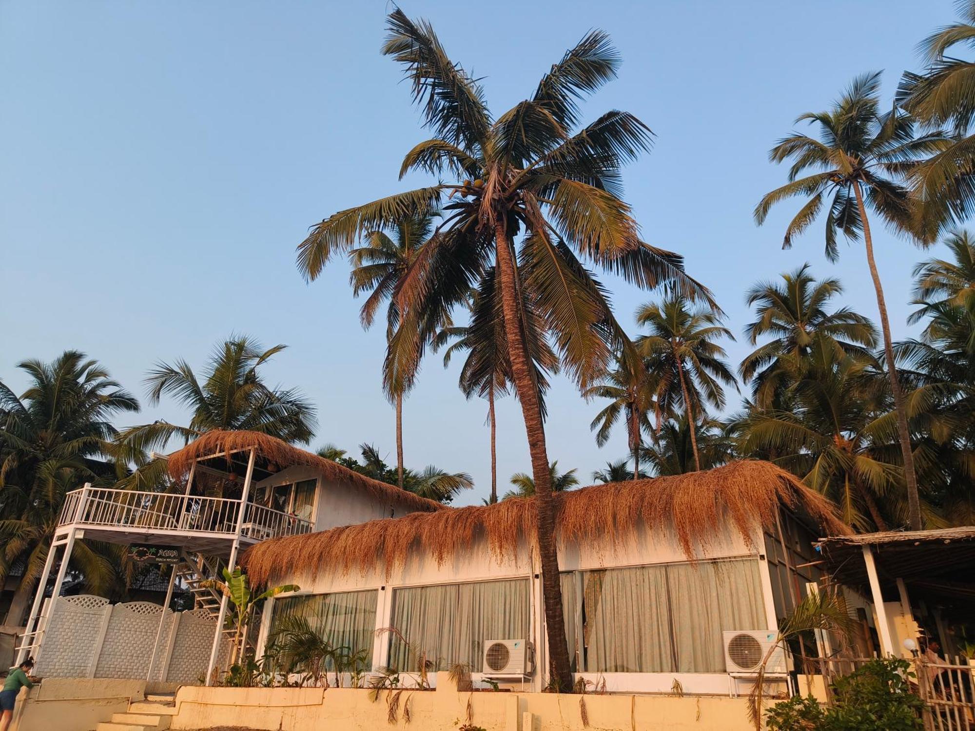 Aqua Beach Stays Ashwem Mandrem Buitenkant foto